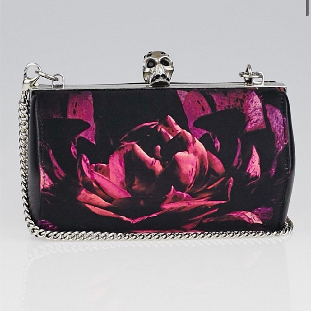 🔥🔥Alexander McQueen Clutch crossbody bag